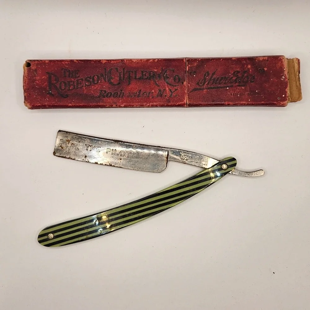 Robeson ShurEdge Straight Razor The Pilot Green Black Striped Celluloid 1510 Box